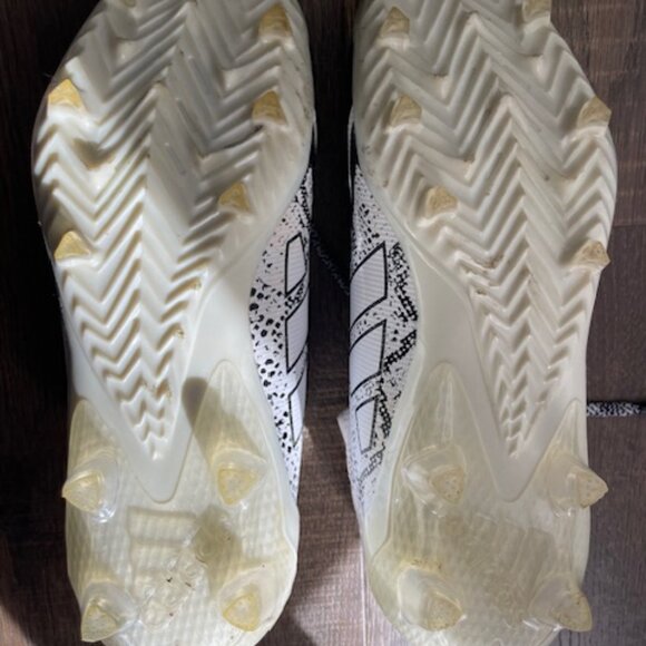 Male Adidas Cleats Size US 8 main image 4